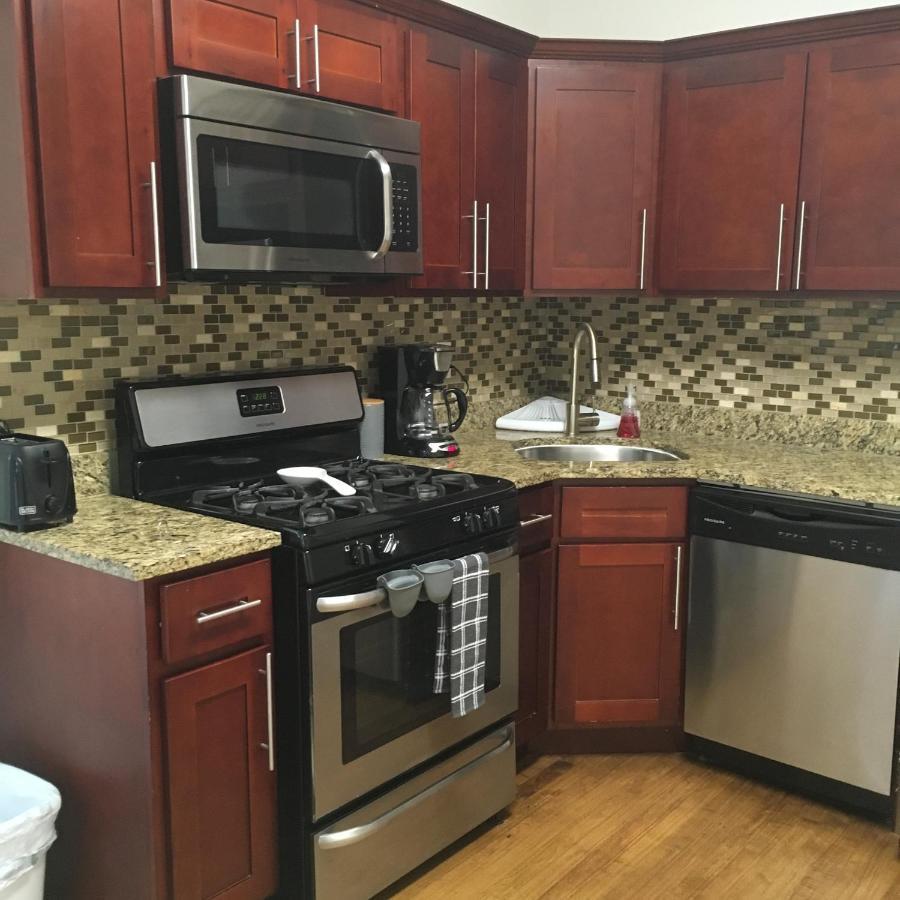 Logan Square Modern Apartment Chicago Extérieur photo